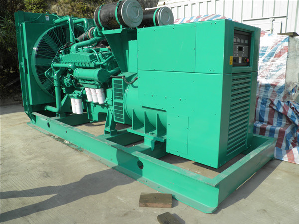 丹阳出租发电机 发电机组厂家：柴油发电机组的控制屏的作用是什么？