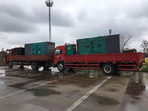 丹阳涂抹密封胶后，需要等待多长时间才能安装水冷式机油散热器密封件？